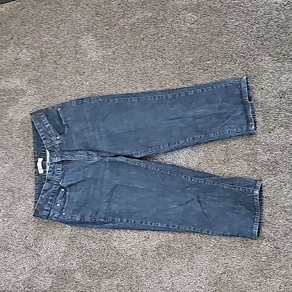 Riders by Lee Capris - Picture 1 of 4